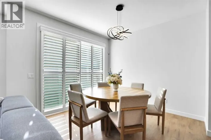 117 Amblehurst Green NW, Calgary