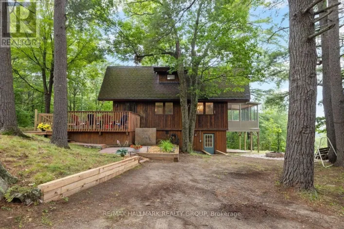 117 BIRCH BAY LANE, Tay Valley