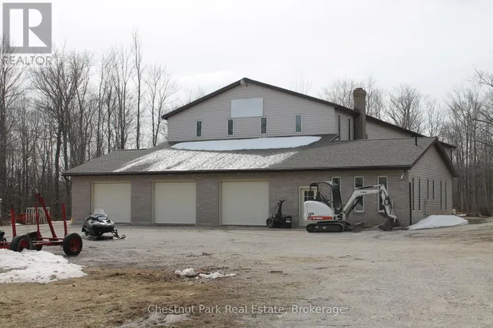 117 EAST ROAD, Northern Bruce Peninsula