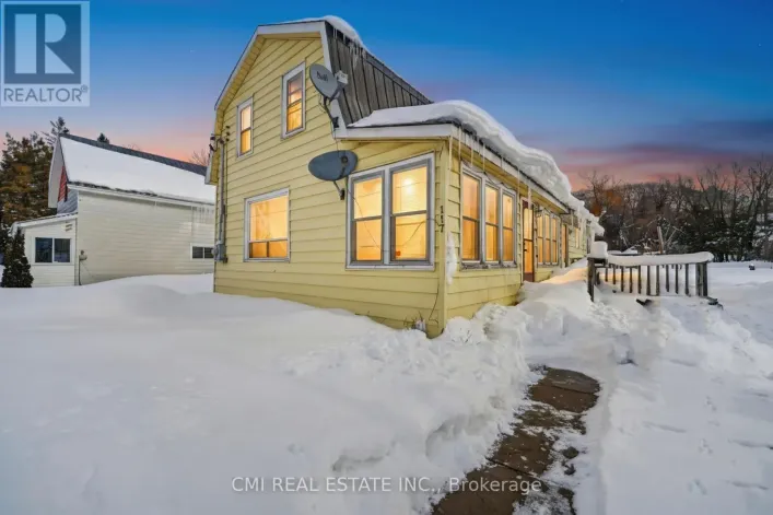 117 FOX STREET, Penetanguishene