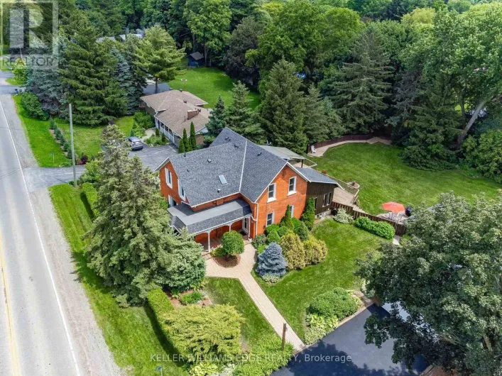 117 HIGHWAY 8, Hamilton