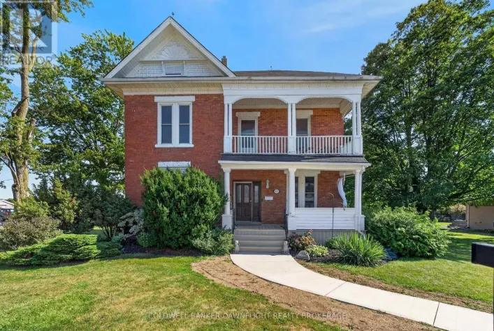 117 MAIN STREET E, South Huron