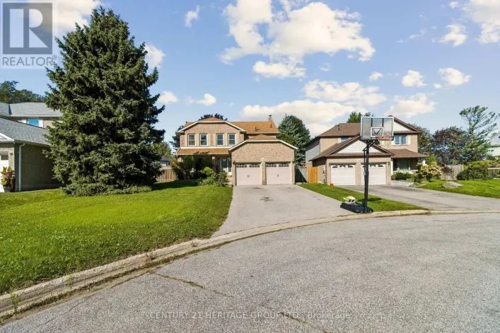 117 MCCAULEY COURT, Newmarket