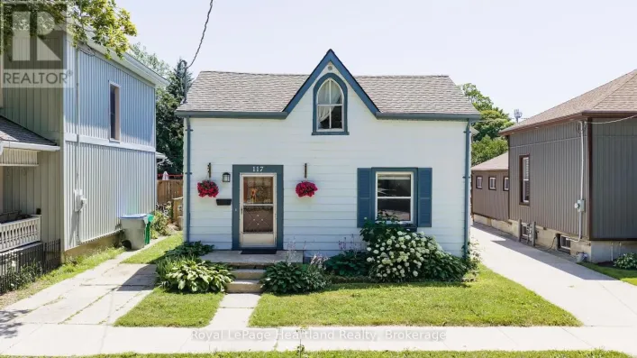 117 QUEBEC STREET, Goderich)