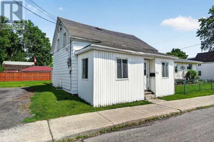 117 SIXTH STREET W, Cornwall