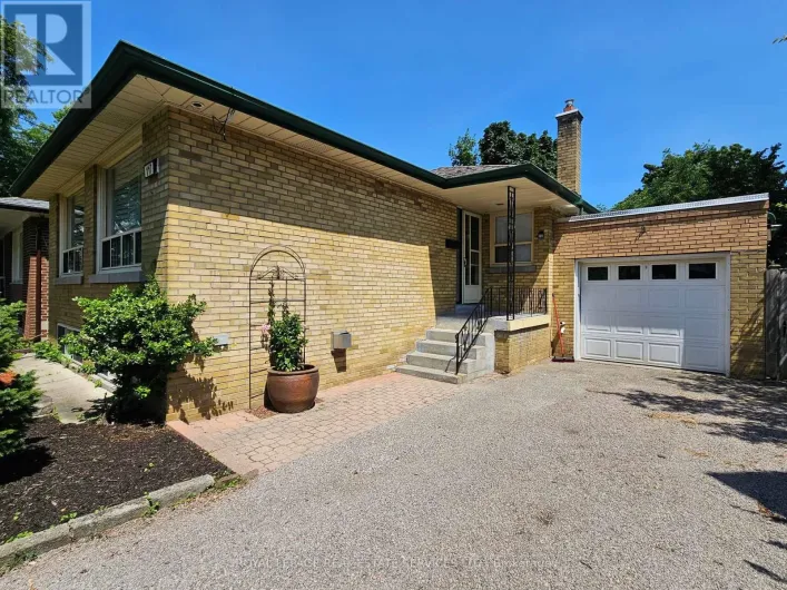 117 WESTROSE AVENUE, Toronto