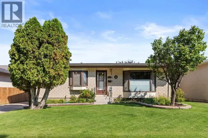 1171 Bassett Crescent NW, Medicine Hat