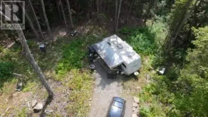 1171 CHINOOK DRIVE W, Highlands East