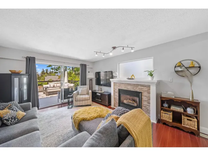 11730 97 AVENUE, Surrey