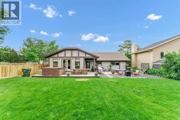 1174 16 Street NE, Medicine Hat