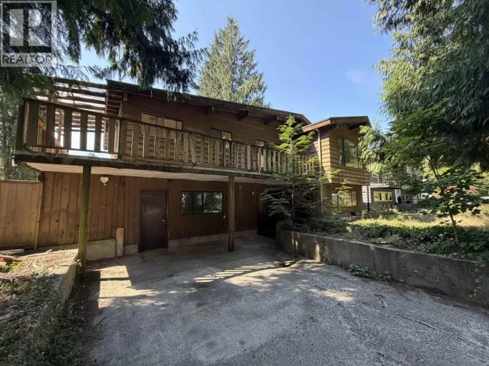 1175 BLUE HERON CRESCENT, Port Coquitlam