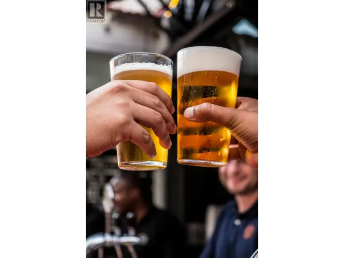 11755 CONFIDENTIAL, North Vancouver