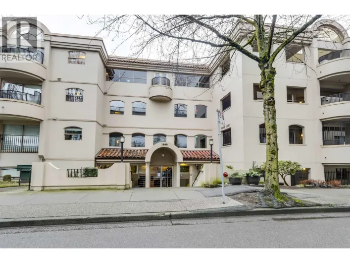 118 1869 SPYGLASS PLACE, Vancouver