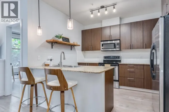 118 2477 KELLY AVENUE, Port Coquitlam