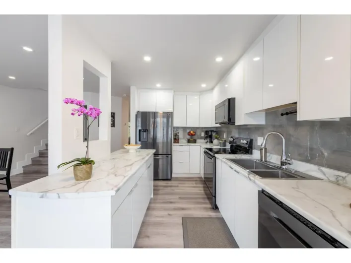 118 8060 121A STREET, Surrey