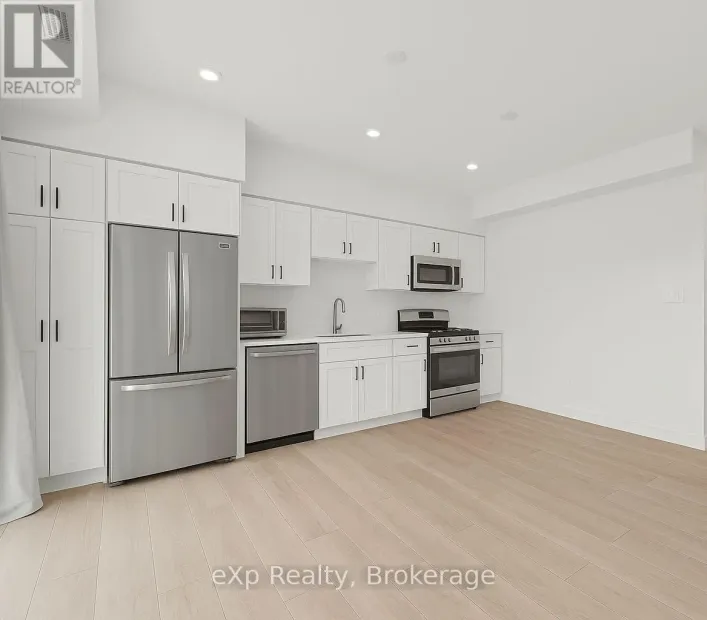 118 - 824 WOOLWICH STREET, Guelph