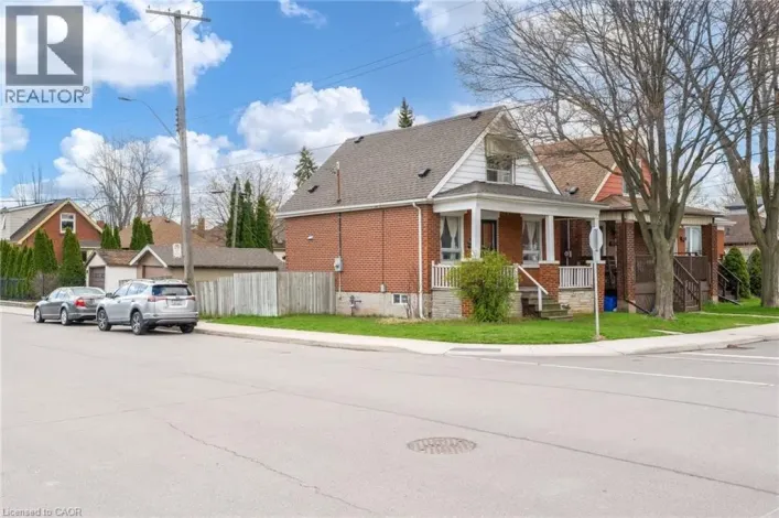118 CAMERON Avenue N, Hamilton