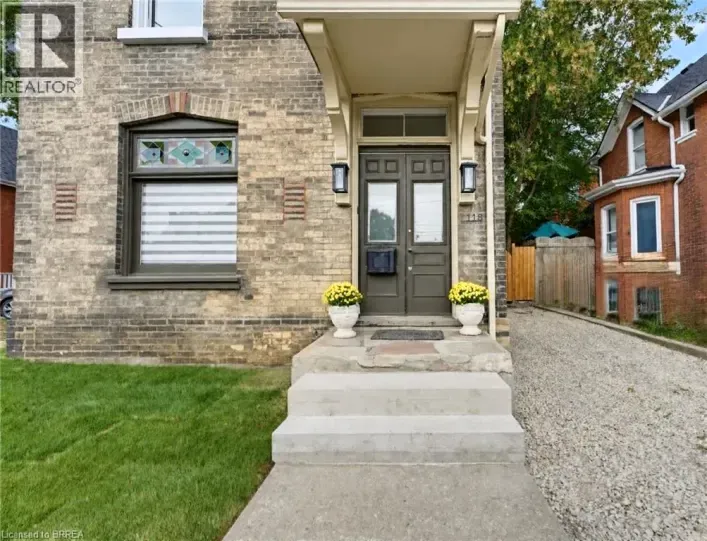 118 CLARENCE Street, Brantford