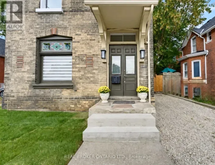 118 CLARENCE STREET, Brantford