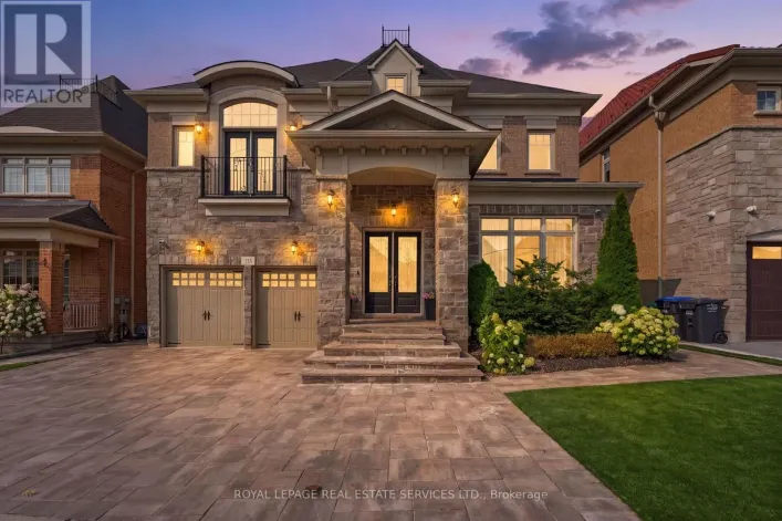 118 COASTLINE DRIVE, Brampton