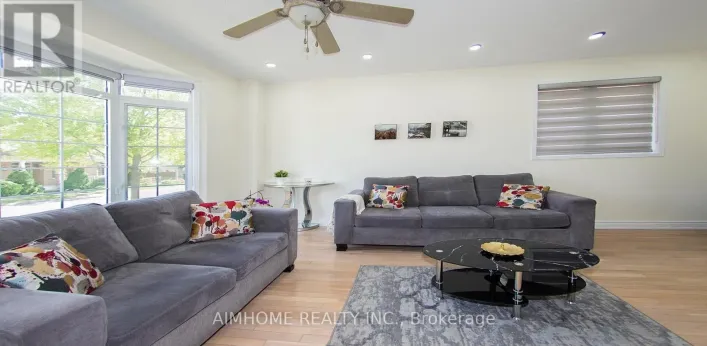 118 EMERY HILL BOULEVARD, Markham