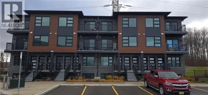 118 GRAVEL RIDGE Trail Unit# C16, Kitchener