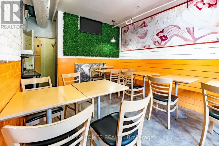 118 JOHN STREET W, Toronto