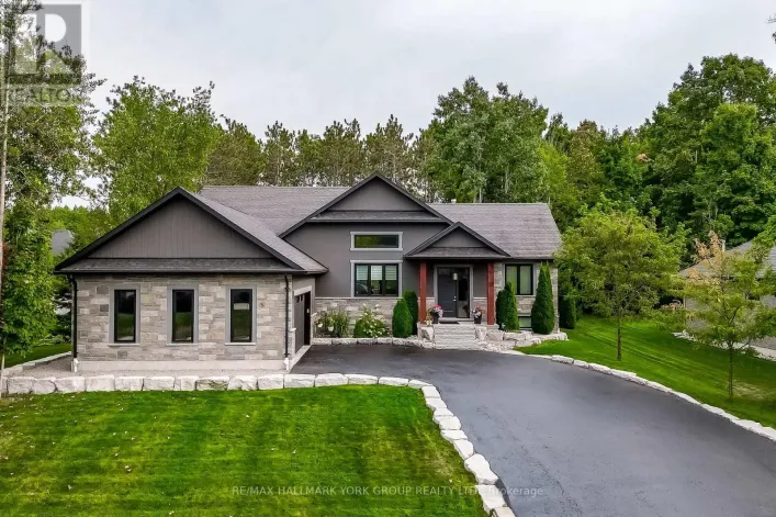 118 MENNILL DRIVE, Springwater