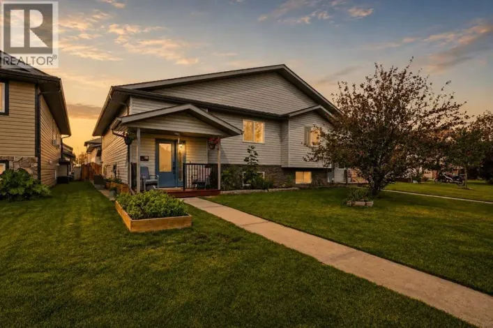 118 Oak Drive, Red Deer