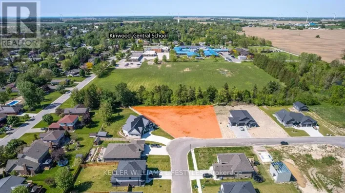 118 PHIBBS STREET, Lambton Shores