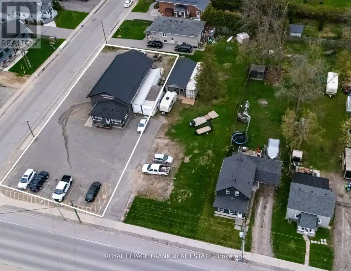 118 QUEEN STREET, Kawartha Lakes