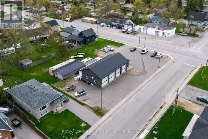 118 QUEEN STREET, Kawartha Lakes