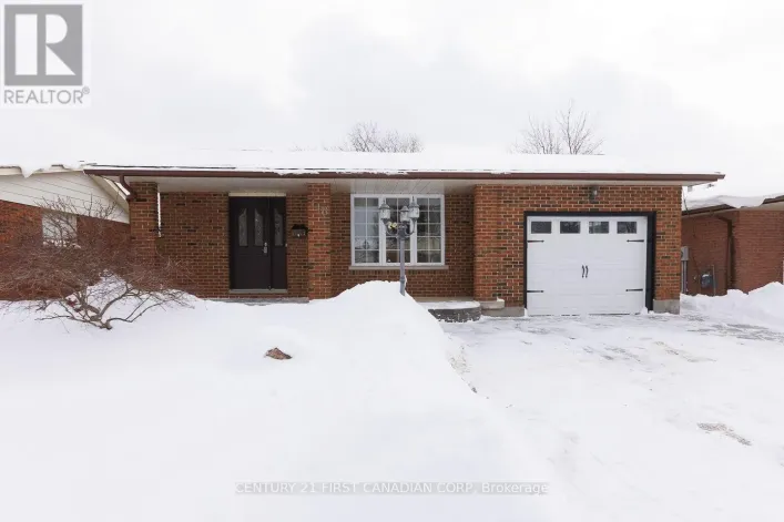 118 ROSAMOND CRESCENT, London South