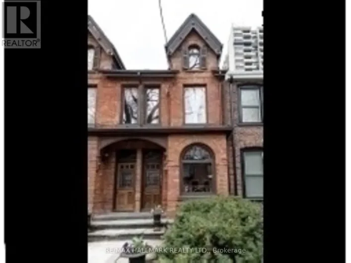 Row / Townhouse for rent: 118 SEATON STREET, Toronto