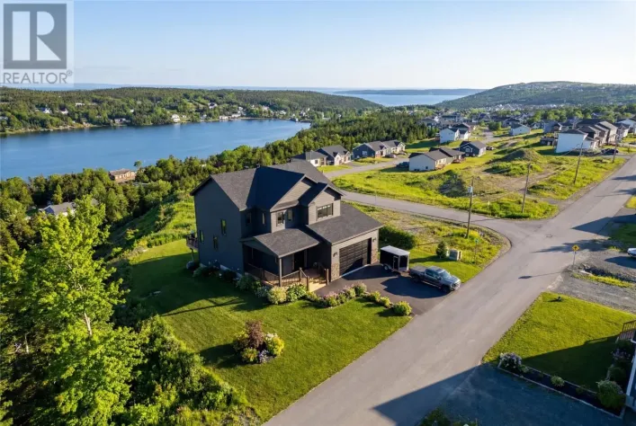 118 Sgt Donald Lucas Drive, Paradise