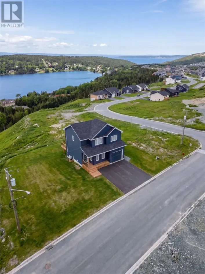 118 Sgt Donald Lucas Drive, Paradise