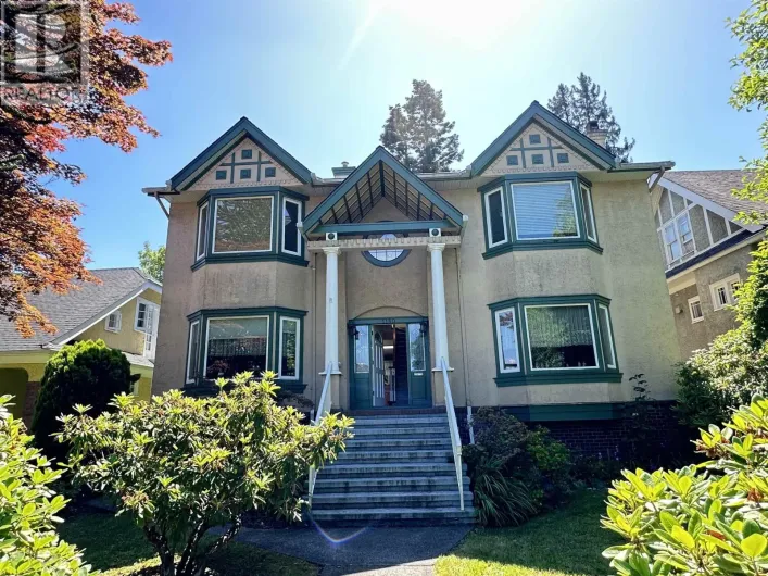 House for sale: 1180 DEVONSHIRE CRESCENT, Vancouver