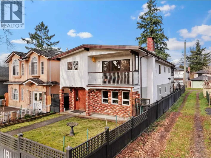 1181 E 24TH AVENUE, Vancouver