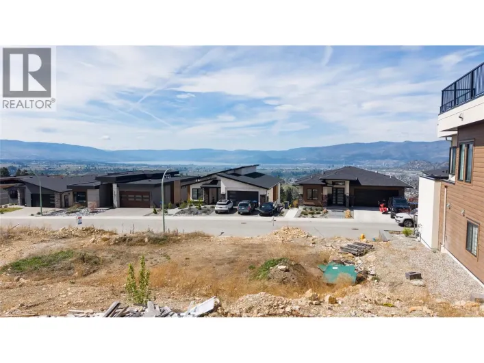 1181 Lone Pine Drive, Kelowna