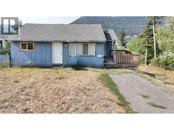 1181 N THIRD AVENUE, Williams Lake