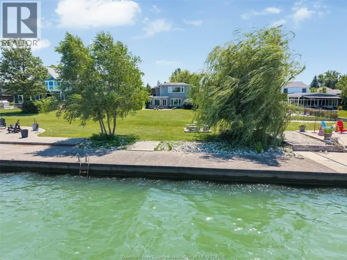 11830 RIVERSIDE DRIVE East, Windsor