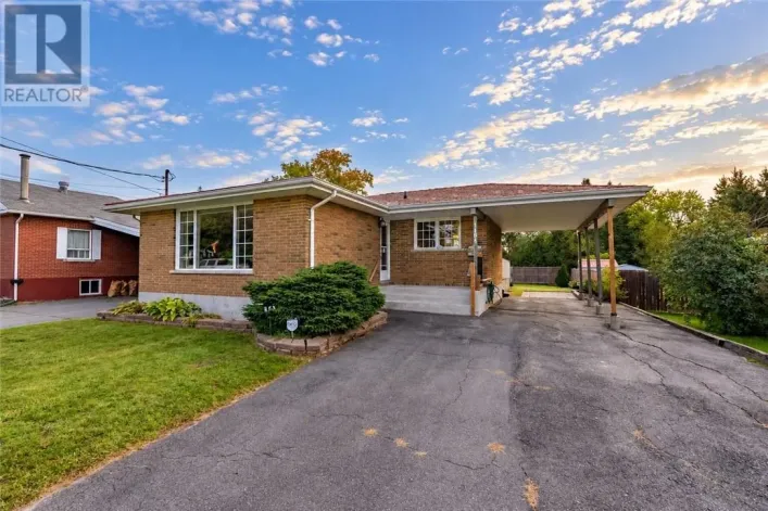 House for sale: 1184 Drummond Street, Sudbury