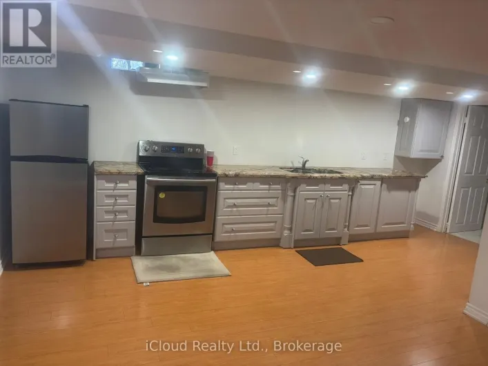 1185 PRESTONWOOD CRESCENT, Mississauga