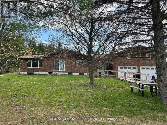 1185 STURGEON ROAD, Kawartha Lakes