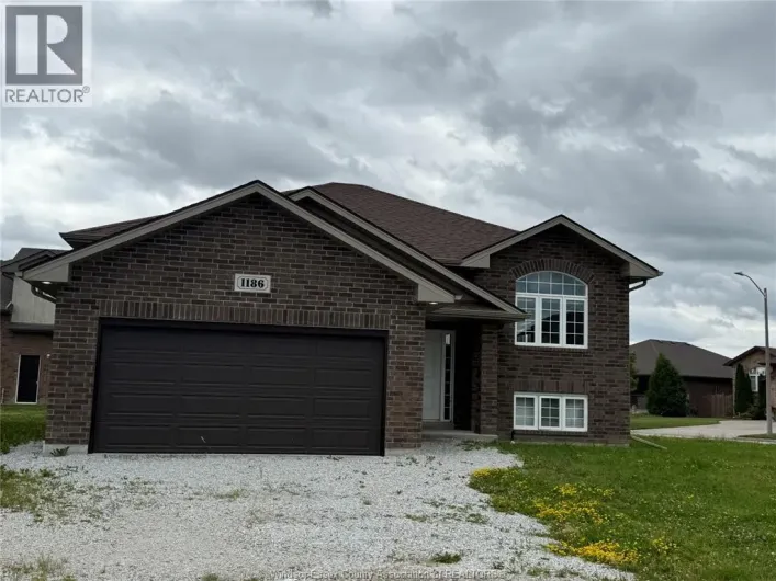 1186 ASPEN RIDGE CRESCENT, Lakeshore
