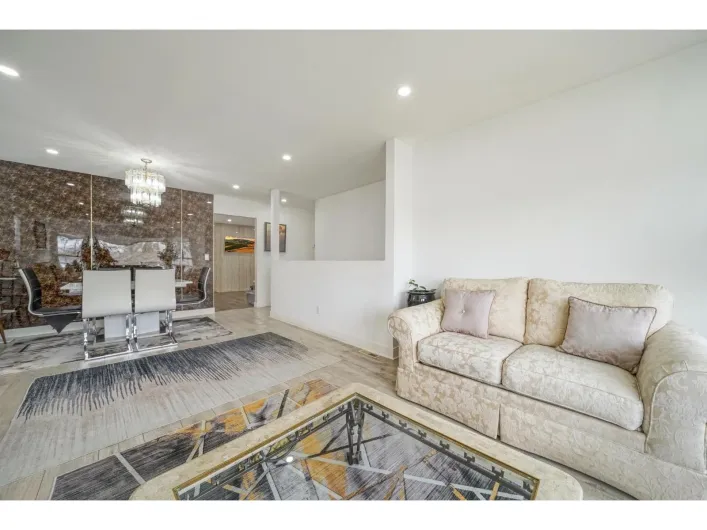 11866 98 AVENUE, Surrey