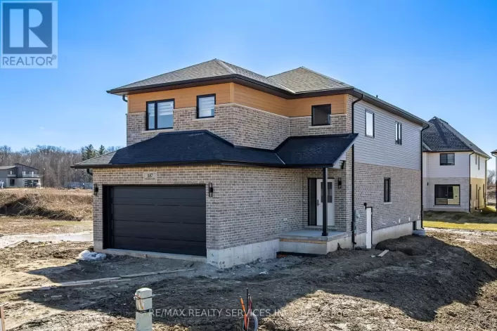 1187 HOBBS DRIVE, London South