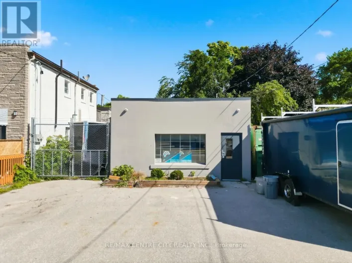 1188 FRANCES STREET, London East