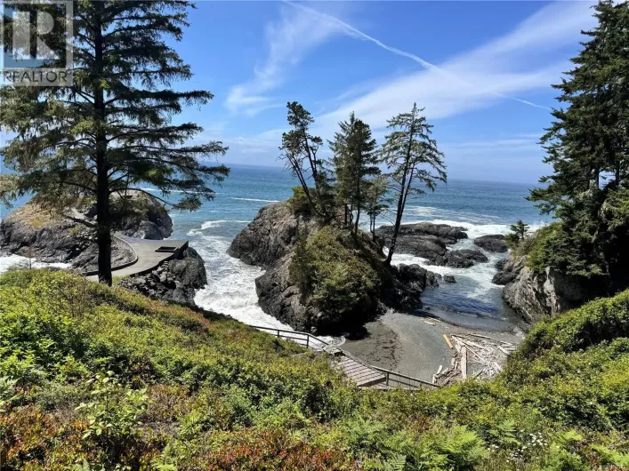 1188 Silver Spray Dr, Sooke