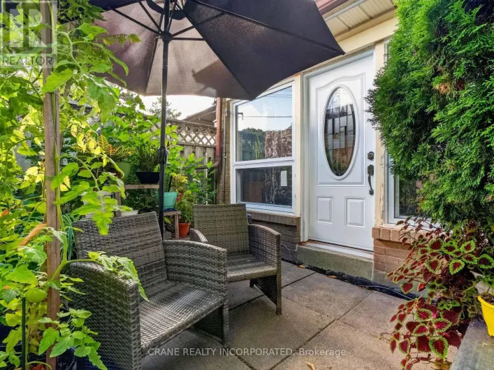 119 - 256 JOHN GARLAND BOULEVARD, Toronto